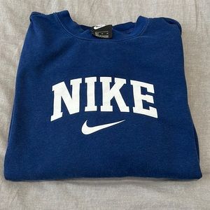 Women’s XL Nike Crewneck